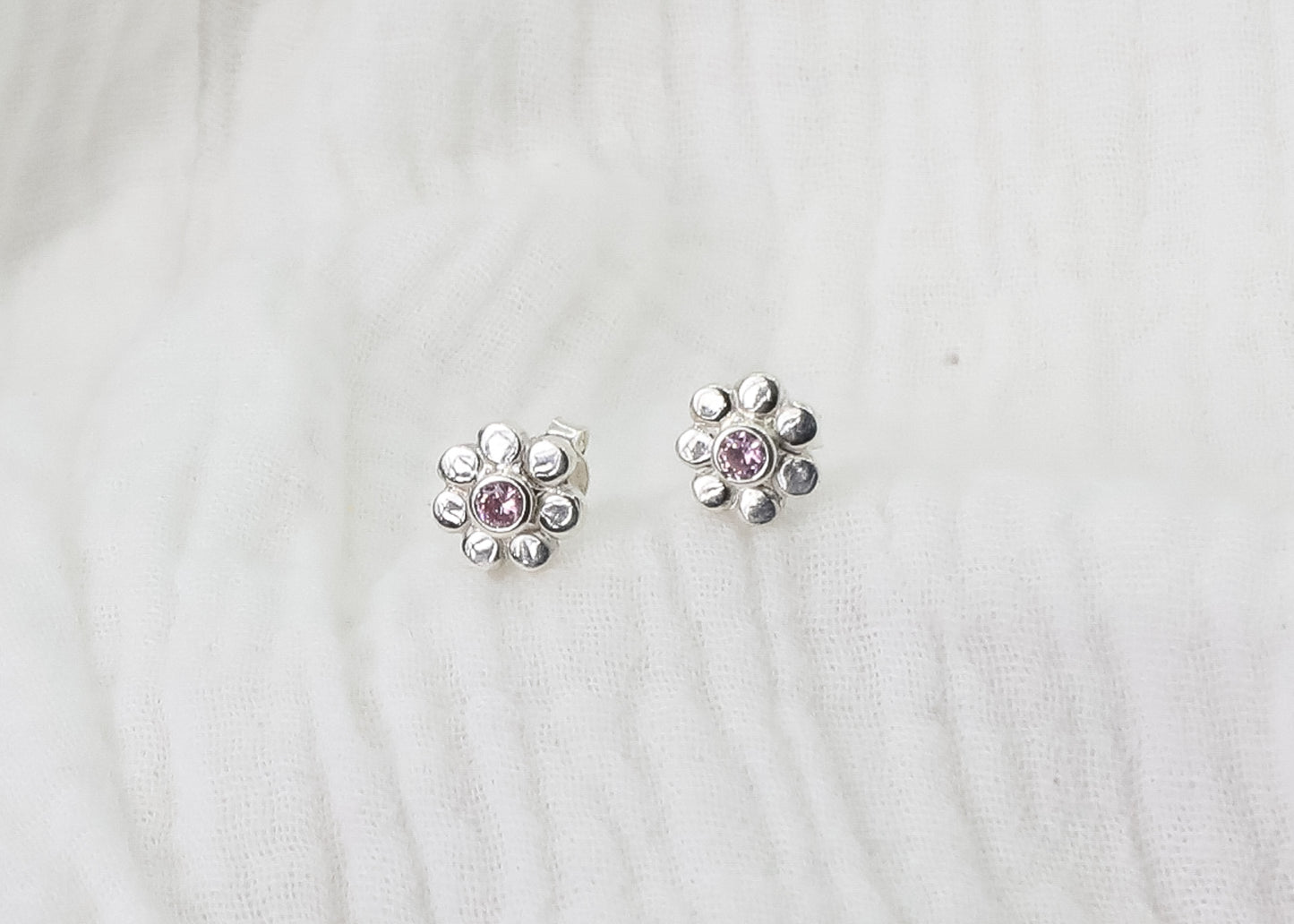 Floral Stud - Silver Petals