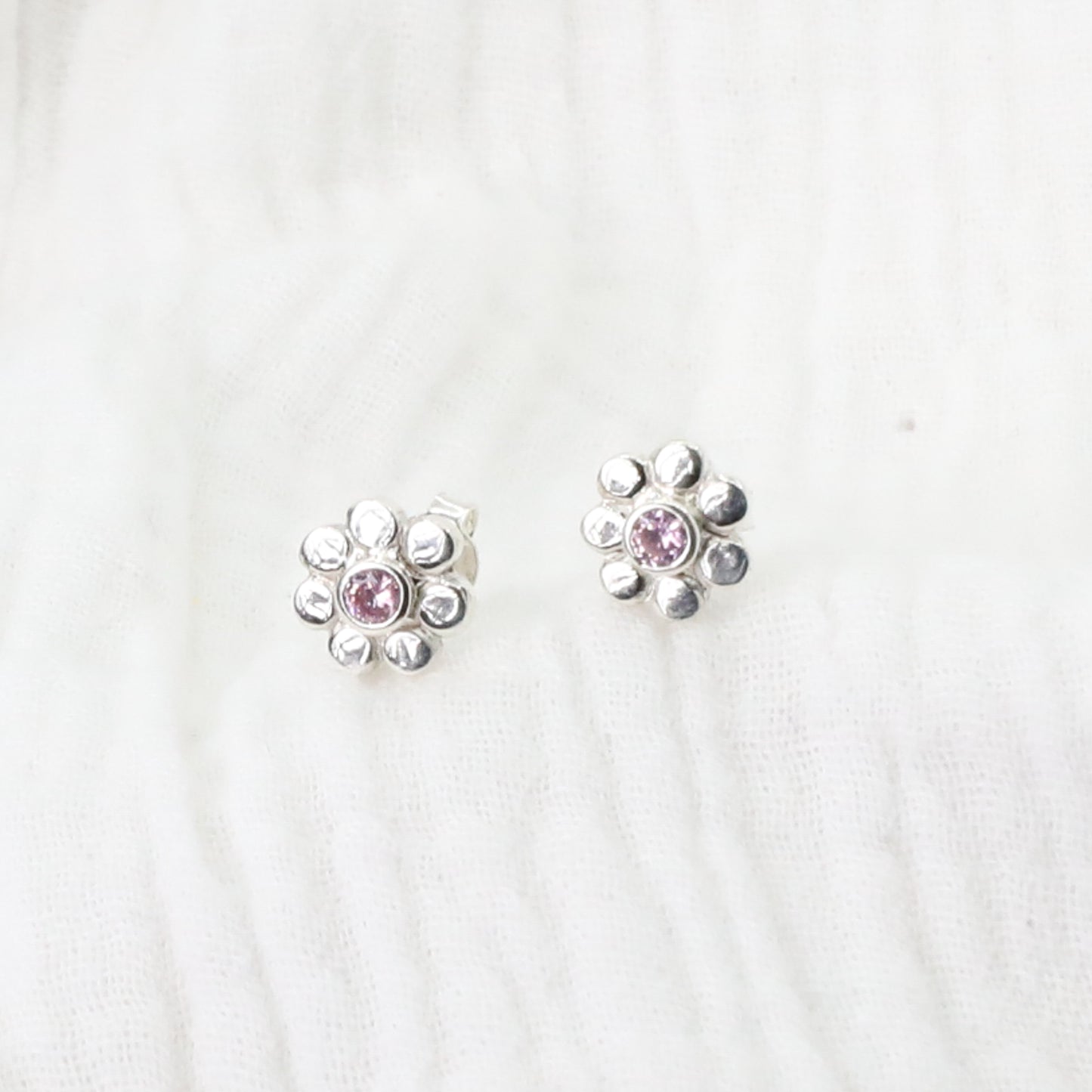 Floral Stud - Silver Petals